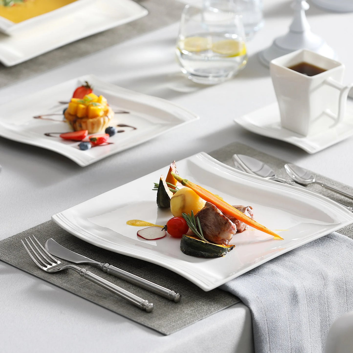 30/60 Piece White Porcelain Dinner Set with 12*Cup,Saucer,Dessert Soup Dinner Plate Tableware Set for 12 Person